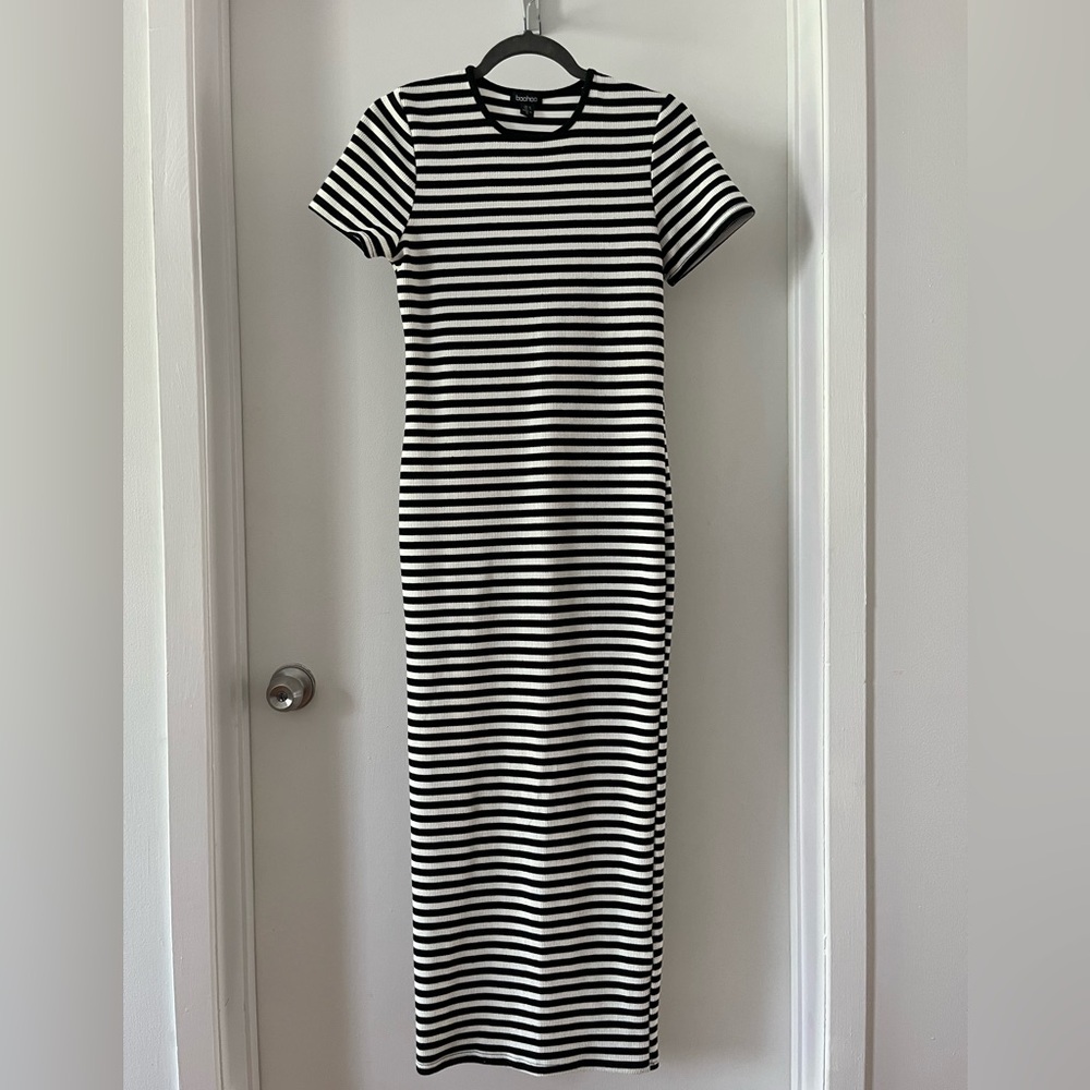 BOOHOO Maxi Bodycon Stripped Dress